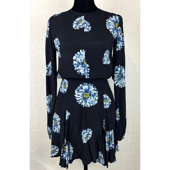 Reformation Dresses & Skirts - (VTG) REFORMATION • Floral Open-Back Long Sleeve Mini Dress